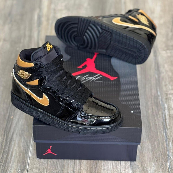 AIR JORDAN 1 RETRO HIGH BLACK METALLIC GOLD