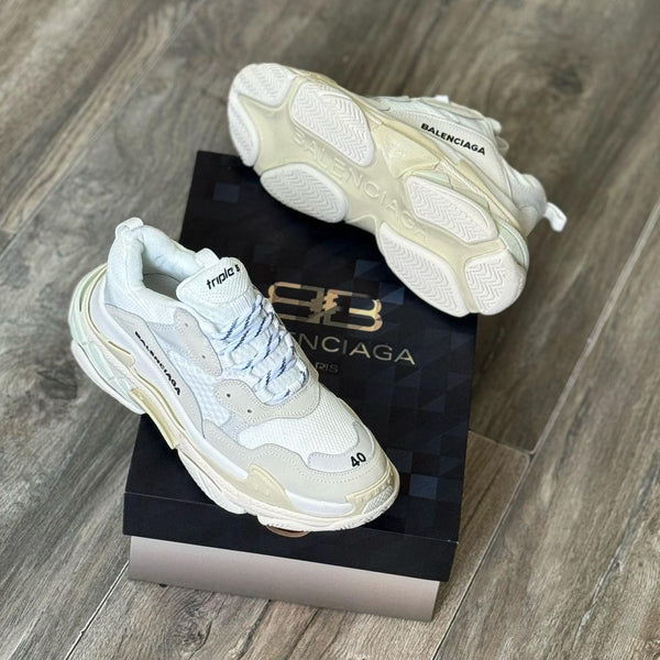 Balenciaga triple s