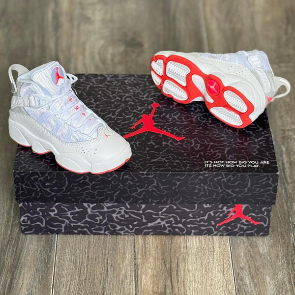 JORDAN 6