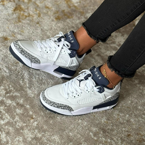 Jordan
Spizike Low Obsidian