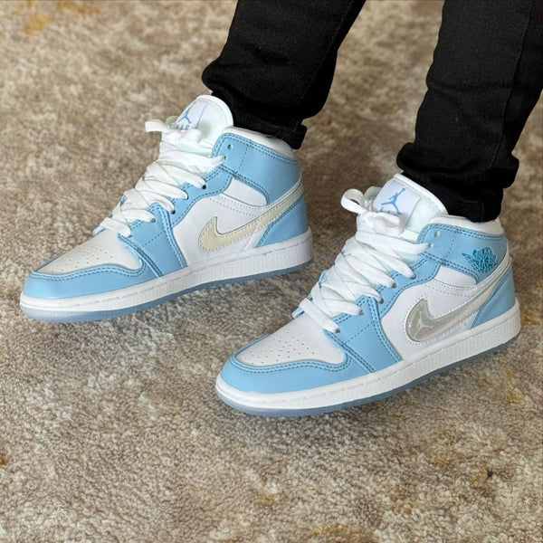 Air Jordan 1 Blue