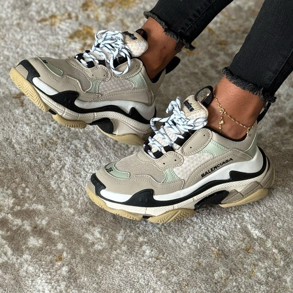 BALENCIAGA TRIPLE S