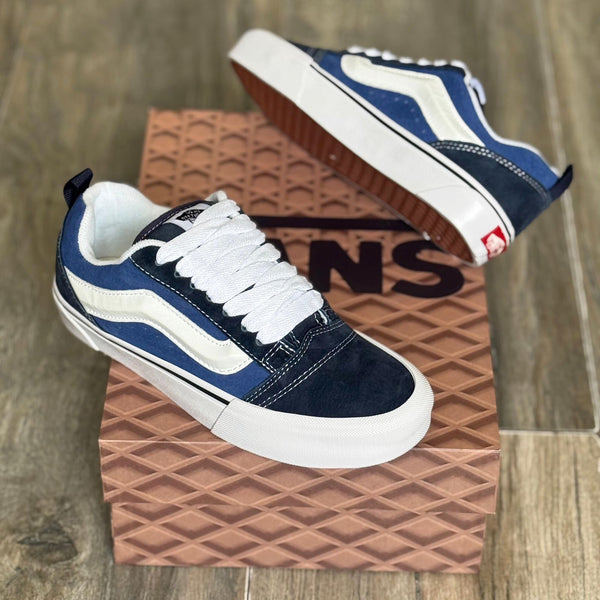 VANS KNU SKOOL